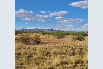 50979 W Iver Road #-, Aguila, AZ 85320 - Photo 4