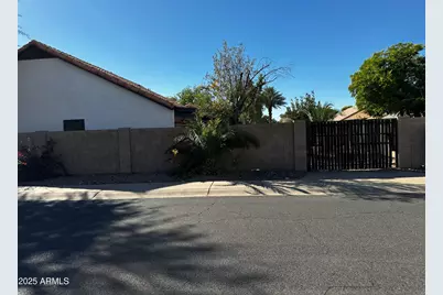 1158 E Douglas Avenue, Gilbert, AZ 85234 - Photo 2