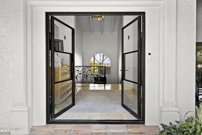 4801 E Moonlight Way, Paradise Valley, AZ 85253 - Photo 4