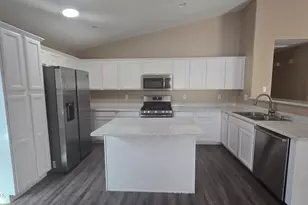 355 W Holstein Trail, San Tan Valley, AZ 85143 - Photo 8