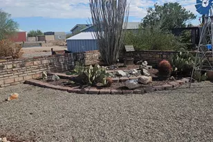 49758 Topaz Ave, Quartzsite, AZ 85346 - Photo 12