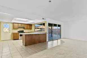 5208 W Shangri La Rd, Glendale, AZ 85304 - Photo 10