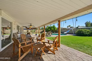 19 E Canterbury Ct, Phoenix, AZ 85022 - Photo 46