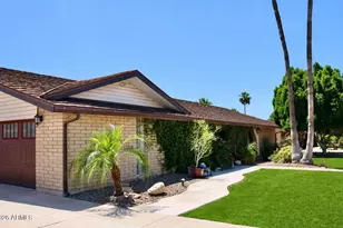 19 E Canterbury Ct, Phoenix, AZ 85022 - Photo 52
