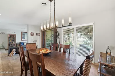 19 E Canterbury Court, Phoenix, AZ 85022 - Photo 10