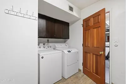 19 E Canterbury Court, Phoenix, AZ 85022 - Photo 42