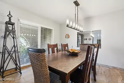 19 E Canterbury Court, Phoenix, AZ 85022 - Photo 10