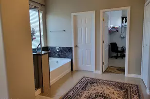 7439 W Wolf St, Phoenix, AZ 85033 - Photo 12