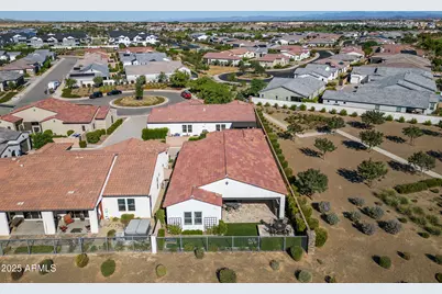 17383 W Guthrie Street, Surprise, AZ 85388 - Photo 40