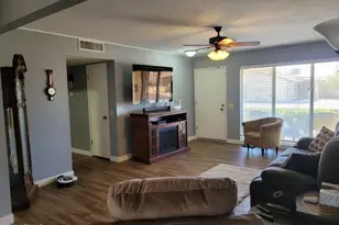 9702 W Campana Dr, Sun City, AZ 85351 - Photo 4