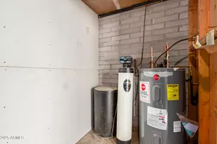 2236 E Des Moines Cir, Mesa, AZ 85213 - Photo 32