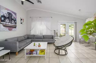 542 W Princeton Ave, Gilbert, AZ 85233 - Photo 14