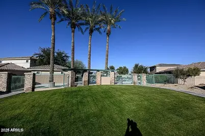 13533 W Cypress Street, Goodyear, AZ 85395 - Photo 58