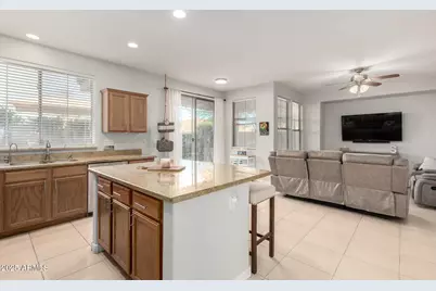 13533 W Cypress Street, Goodyear, AZ 85395 - Photo 18