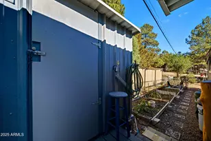 3490 Black Bear Run, Overgaard, AZ 85933 - Photo 26