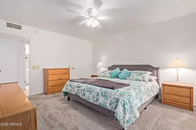 10050 W Lancaster Drive, Sun City, AZ 85351 - Photo 12