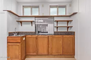 10050 W Lancaster Dr, Sun City, AZ 85351 - Photo 18