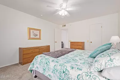 10050 W Lancaster Drive, Sun City, AZ 85351 - Photo 12