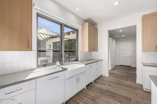 4535 N 49th Pl, Phoenix, AZ 85018 - Photo 26