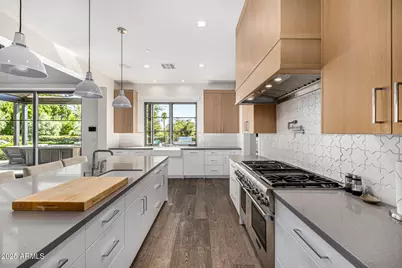 4535 N 49th Place, Phoenix, AZ 85018 - Photo 24