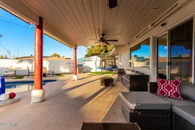 490 N Vine Street, Chandler, AZ 85225 - Photo 14