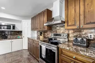 490 N Vine St, Chandler, AZ 85225 - Photo 24