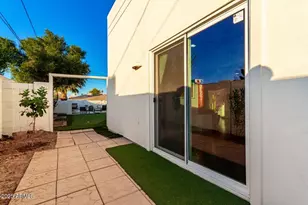 490 N Vine St, Chandler, AZ 85225 - Photo 10