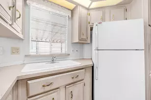 196 Mineshaft Dr, Apache Junction, AZ 85119 - Photo 8