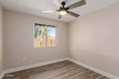 5902 W Wolf Street, Phoenix, AZ 85033 - Photo 18