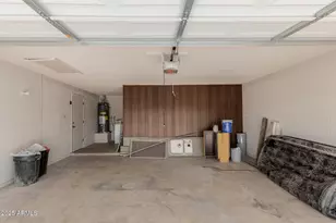 5902 W Wolf St, Phoenix, AZ 85033 - Photo 28