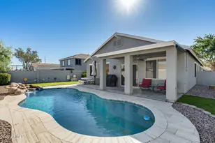 2714 E Del Rio St, Gilbert, AZ 85295 - Photo 18