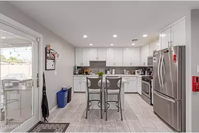 1310 W Romo Jones Street, Tempe, AZ 85281 - Photo 10