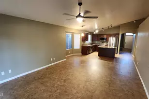 4830 W Shannon Ct, Chandler, AZ 85226 - Photo 10