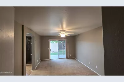 4830 W Shannon Court, Chandler, AZ 85226 - Photo 10