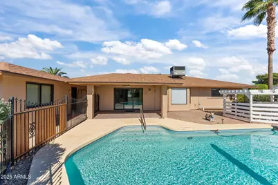 12423 W Aurora Drive W, Sun City West, AZ 85375 - Photo 32