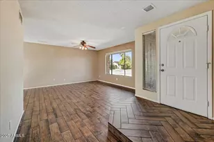 8043 W Windrose Dr, Peoria, AZ 85381 - Photo 4