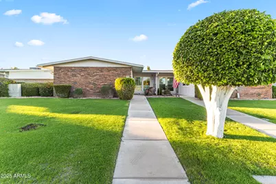 17322 N Del Webb Boulevard, Sun City, AZ 85373 - Photo 1