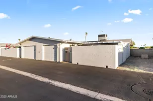 17322 N Del Webb Blvd, Sun City, AZ 85373 - Photo 28