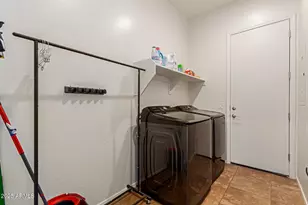 22689 E Munoz St, Queen Creek, AZ 85142 - Photo 34