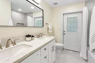 2273 E Clinton St, Phoenix, AZ 85028 - Photo 18