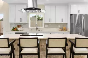 2273 E Clinton St, Phoenix, AZ 85028 - Photo 4