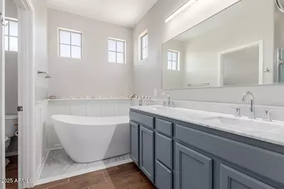 21125 W Elm Way, Buckeye, AZ 85396 - Photo 18