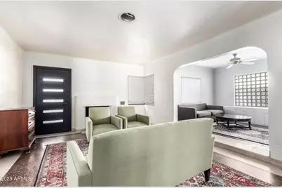 2209 N 12th Avenue, Phoenix, AZ 85007 - Photo 6