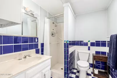 2209 N 12th Avenue, Phoenix, AZ 85007 - Photo 24