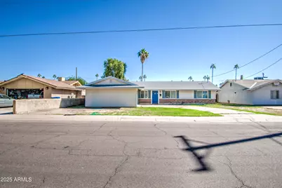 5035 N 39th Drive, Phoenix, AZ 85019 - Photo 1