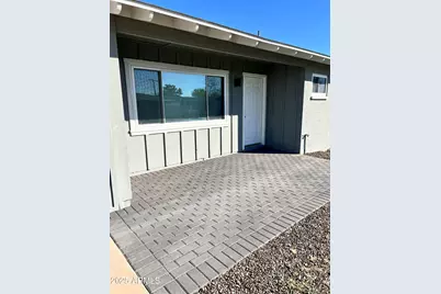323 N Hunt Drive E, Mesa, AZ 85203 - Photo 2