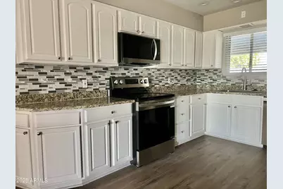 323 N Hunt Drive E, Mesa, AZ 85203 - Photo 8