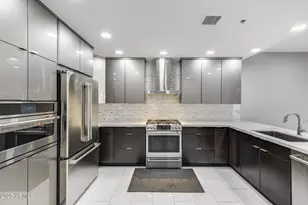 7157 E Rancho Vista Dr, Scottsdale, AZ 85251 - Photo 1