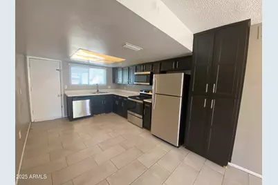 8122 N 33rd Avenue #3, Phoenix, AZ 85051 - Photo 2