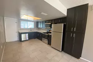 8122 N 33rd Ave, Phoenix, AZ 85051 - Photo 2